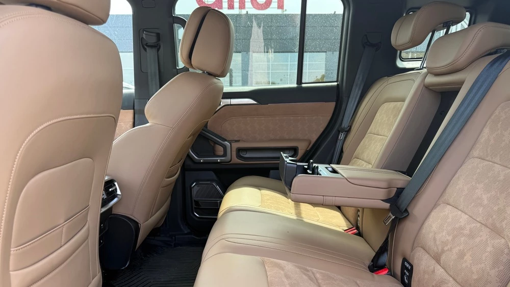 Jetour T2 AWD полноприводный в Казахстане тест салон интерьер сиденья второй ряд