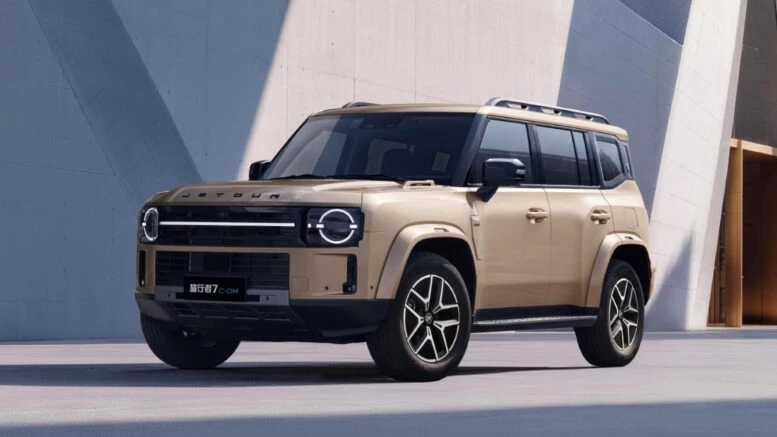 Кроссовер Jetour Traveller 7 показали официально. Это «кузен» Jetour T2 Кроссовер Jetour Traveller 7 показали официально c-dm сбоку спереди