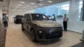 Новый Li Auto L9 Livis появился в России сбоку спереди двухцветный