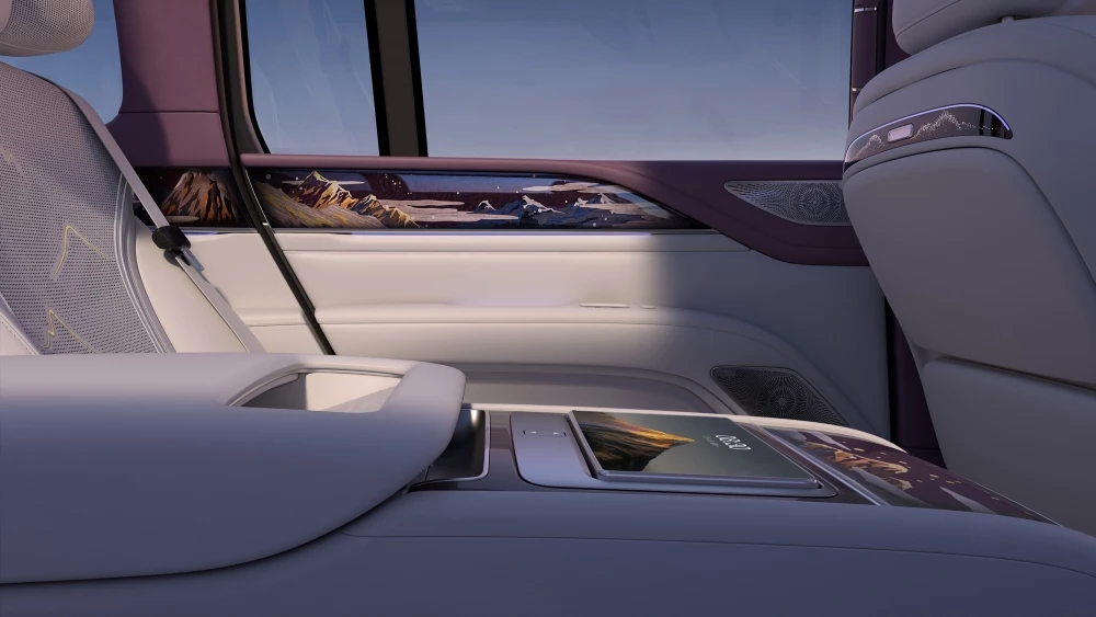 Внедорожник YangWang U8L Snowcrest Edition салон интерьер второй ряд подлокотник