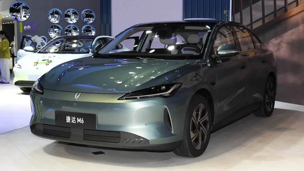 jetta m6 предзаказы в Китае седан спереди сбоку