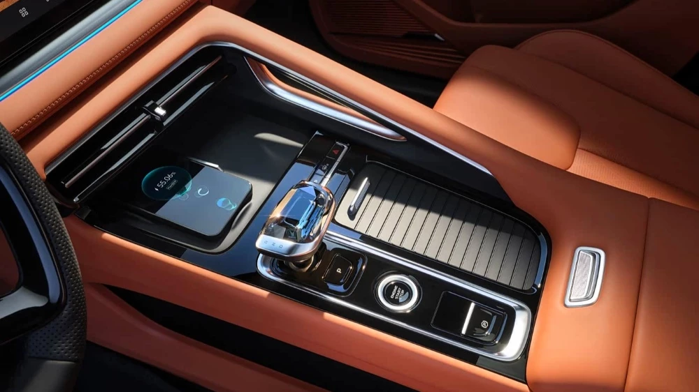 geely cityray 2027 в Китае кроссовер салон интерьер
