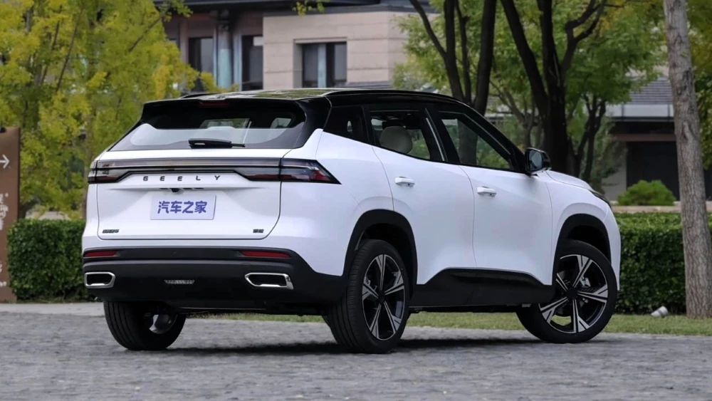 geely cityray 2027 в Китае кроссовер сбоку сзади