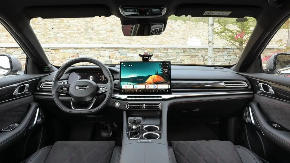 geely preface l plus предзаказы в Китае седан салон интерьер