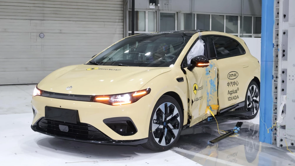 euro ncap 2026 краш-тест leapmotor b05 lafa 5 боковой удар столб после