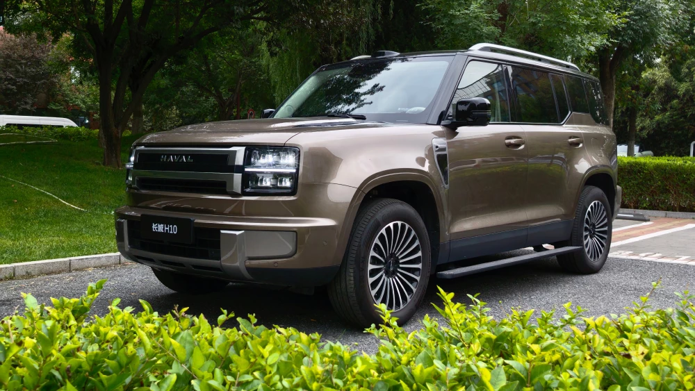 haval gwm h10 кроссовер сбоку спереди гибрид