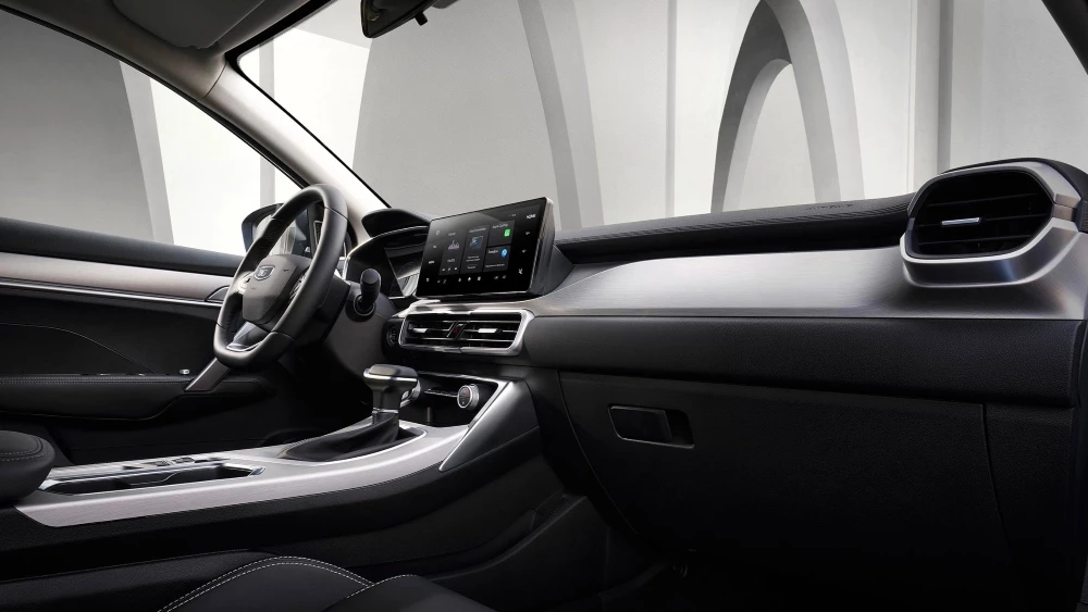 belgee x50 с атмосферным мотором кроссовер салон интерьер