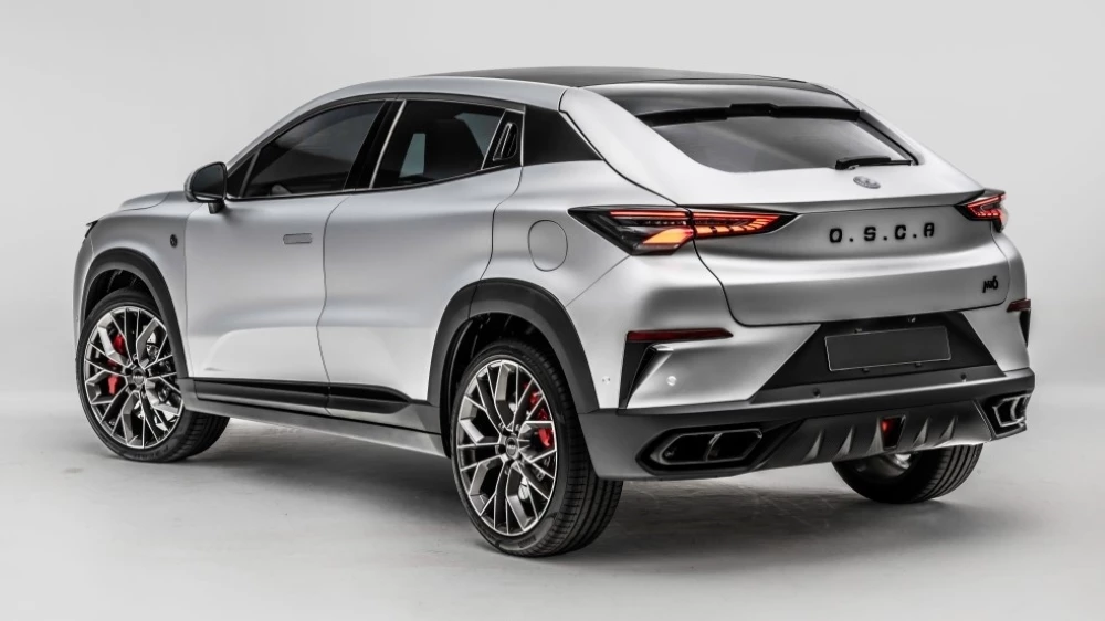Кроссовер OSCA MT6 сбоку сзади Италия Changan Uni-T