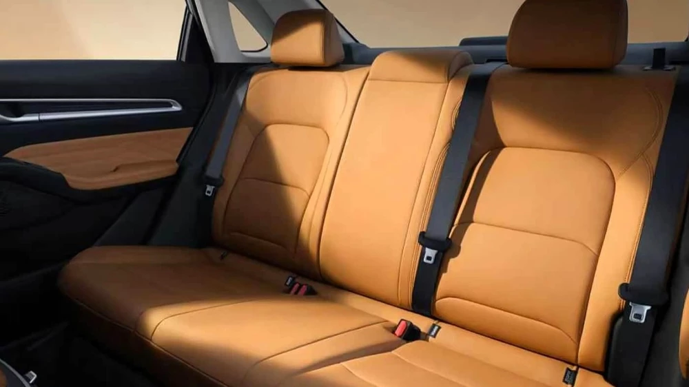 обновленный geely emgrand IV поколения в Китае салон интерьер