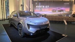 Avatr 07 серый спереди сбоку новый презентация Россия