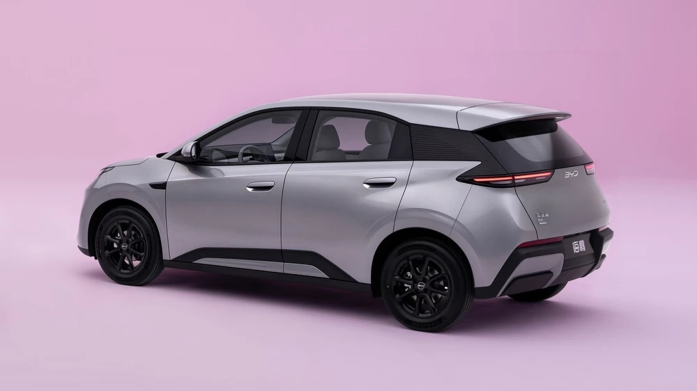 BYD Seagull серый сбоку сзади новый
