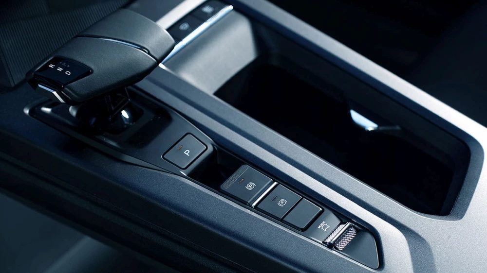 Changan CS35 Max салон интерьер центральный тоннель селектор