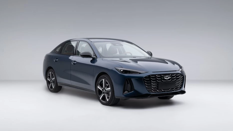 Седан Chery Arrizo 7 второго поколения сбоку спереди