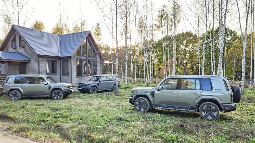 Esteo V27 спереди сбоку тест-драйв