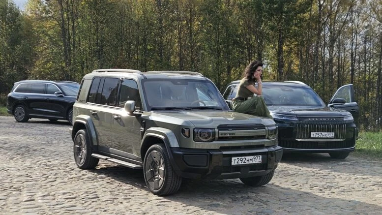 Большой тест трех гибридов Esteo. Что получаем сейчас и какие обновления появятся в будущем Esteo V27 зеленый серый сбоку тест-драйв