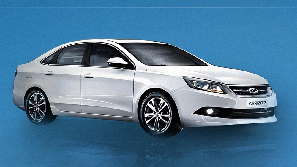 Седан Chery Arrizo 7 первого поколения сбоку спереди