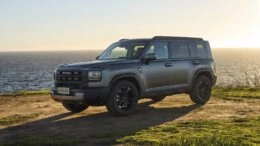 Haval Raptor начали продавать под именем H7 Max сбоку спереди кроссовер