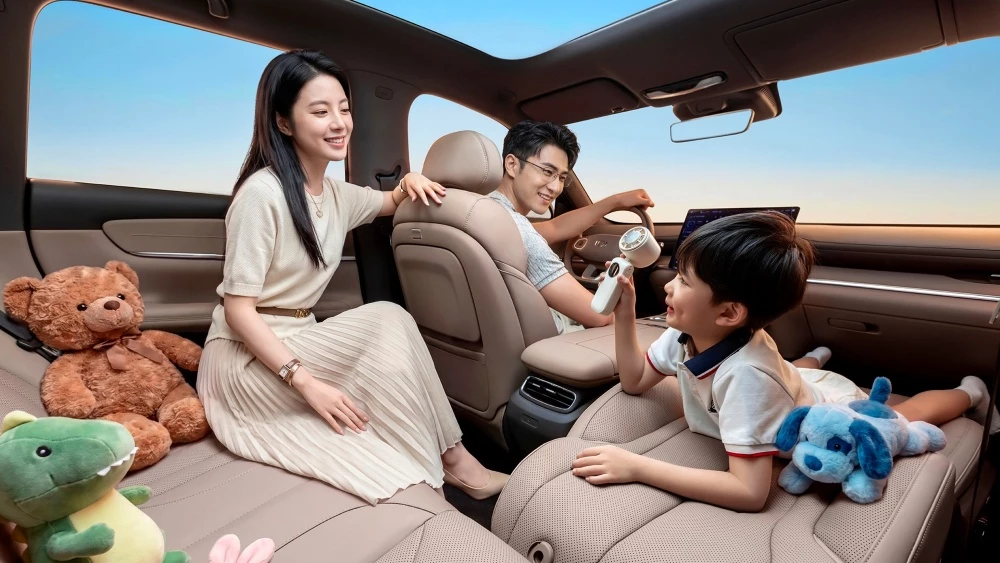 кроссовер changan nevo q07 салон интерьер