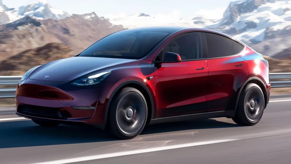 tesla model y 2023 года